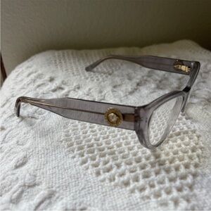 💥 Closet Clear Out Sale 💥 Authentic Versace Gray Glasses need to replace lens